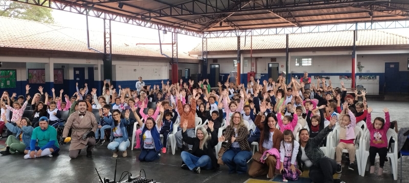 Galeria maio-laranja-teatro-os-segredos-de-leo